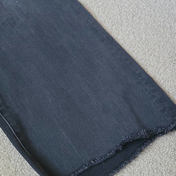 NEW! AMERICAN EAGLE High Rise Crop Flare 20L. - Picture 5 of 7